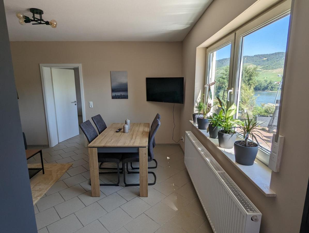 Ferienwohnung Rheinperle Niederheimbach エクステリア 写真